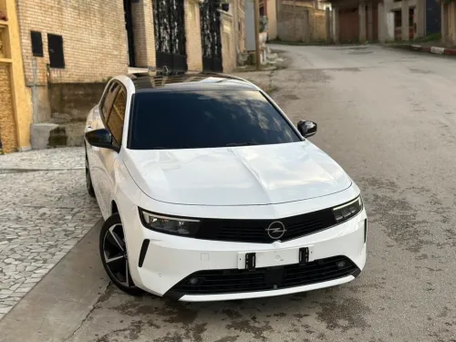 Opel Astra 2023 
