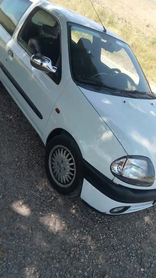 Renault Clio 2 2000 Extreme