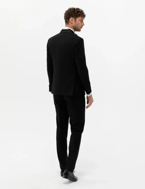 Smoking Noir avec Gilet Pierre Cardin 50