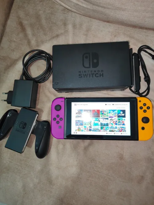 Nintendo switch V2 2021 flashée puce 256 go + mode online