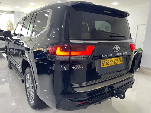 Toyota Land Cruiser  2026 