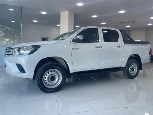 Toyota Hilux 2026 Slogiya
