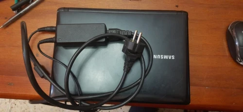 Samsung N102S Netbook