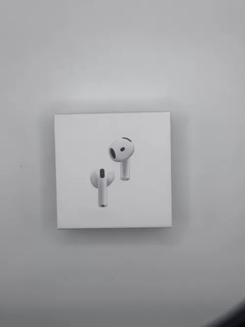 Airpods 4 anc avec noise cancellation 