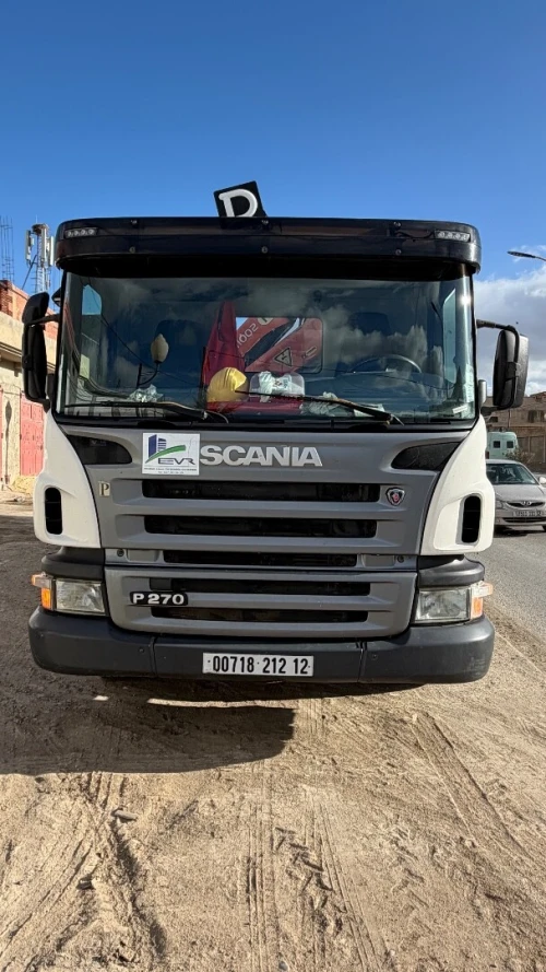 Scania Scania avec grue 2012