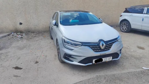 Renault Megane 4  2023 