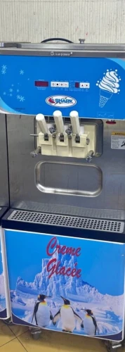 Machine à glace SHARK