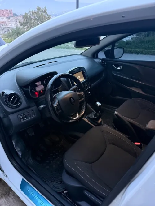 Renault Clio 4 2019 Limited 2