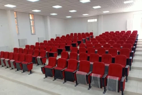Fauteuils de conférence / كراسي قاعة المحاضرات