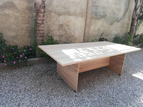Table de réunion sur mesure en MDF ou mélaminé disponible en forme ronde ou rectangulaire, 5 coloris