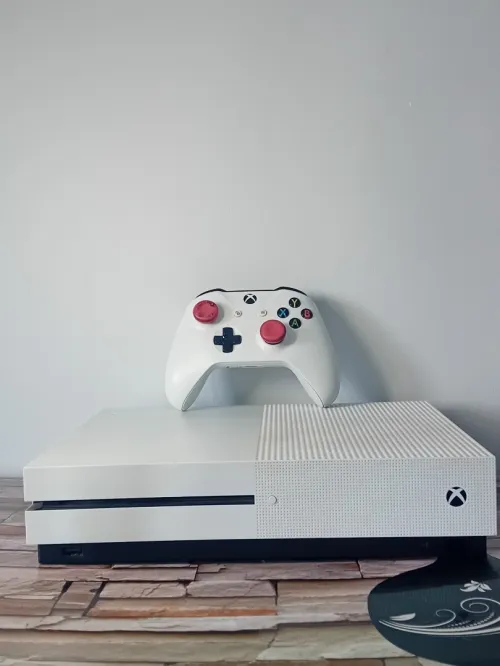 Xbox one s 1TB 
