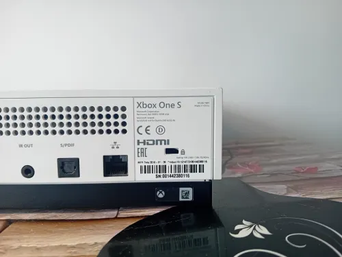 Xbox one s 1TB 