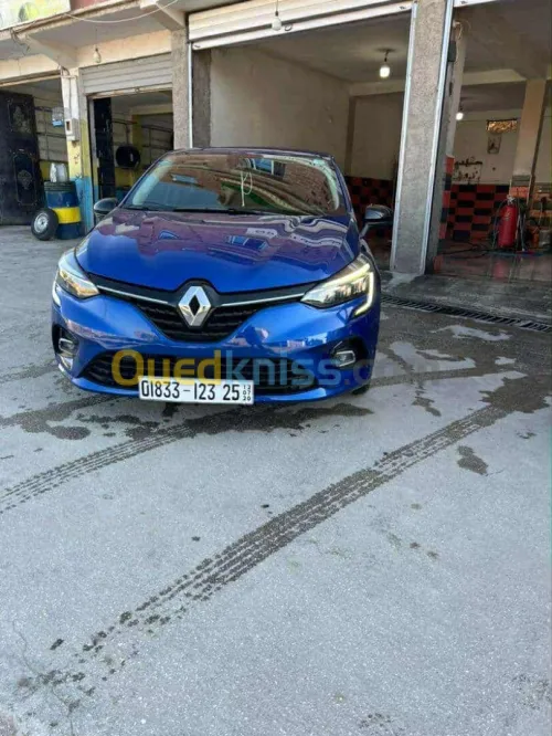 Renault Clio 5  2023 