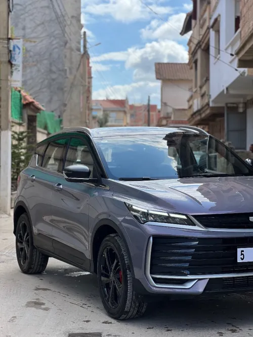 Geely Coolray 2025 