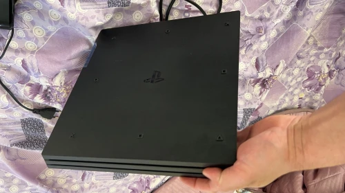 PS4 pro 1t flashé 9.0
