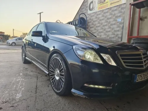 Mercedes Classe E 2013 AVANTGARDE Pack AMG