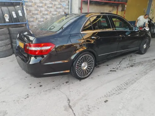 Mercedes Classe E 2013 AVANTGARDE Pack AMG
