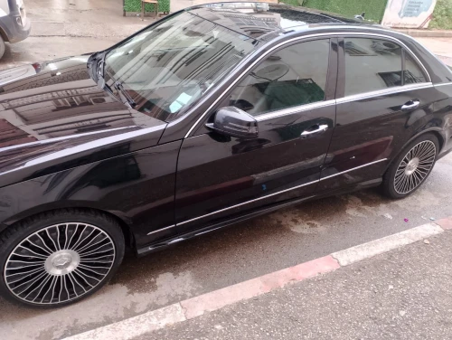 Mercedes Classe E 2013 AVANTGARDE Pack AMG