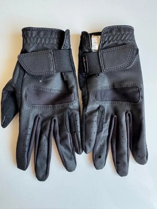 Casque, bombe, bottes, cravache gants 