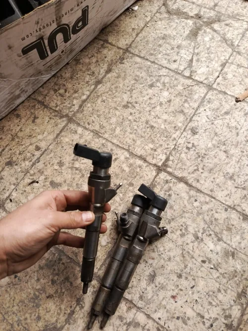 Injecteur clio 4 1.5 dci gt line casse d'origine Renault