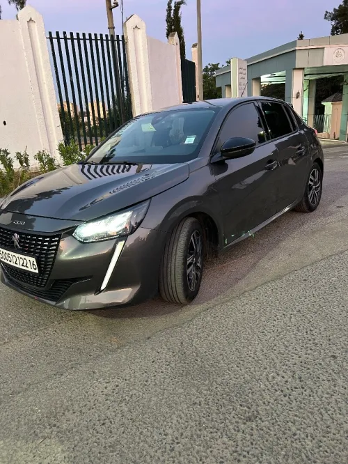 Peugeot 208 2022 Allure Facelift