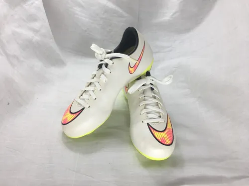 Soulier de foot enfant