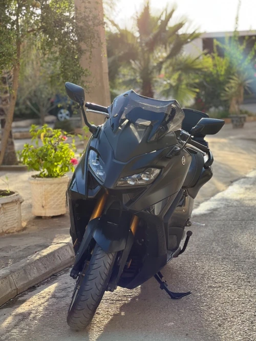 Yamaha Tmax Tech 562 2023
