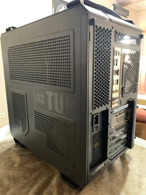 Boitier asus tuf gaming gt502 plus