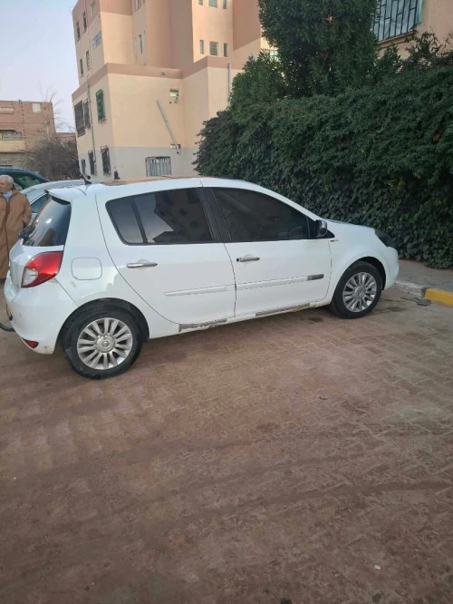 Renault Clio 3 2012 Night and Day