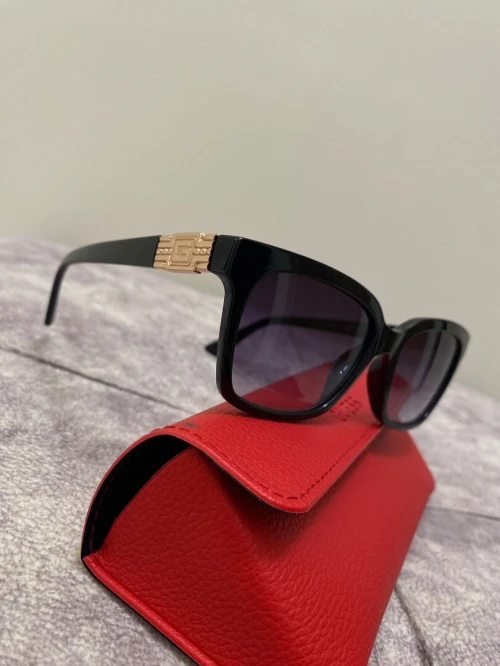 Lunettes originales guess 