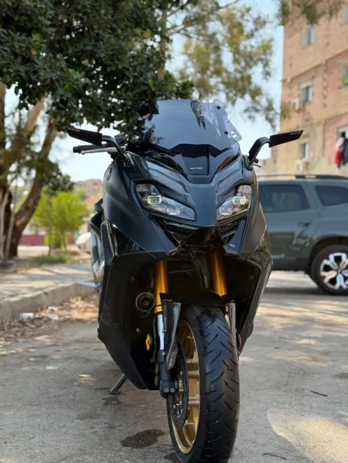 Yamaha Tmax 2024