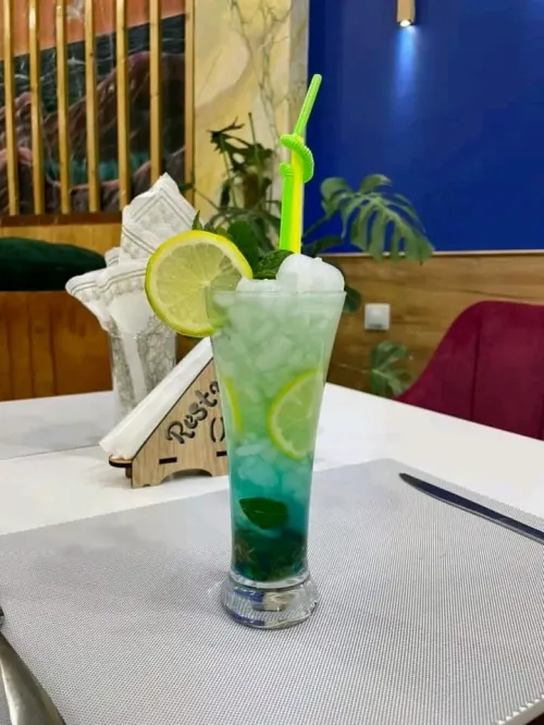 Bar man et cripiste