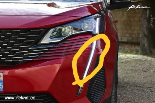 Feu de jour Peugeot 3008