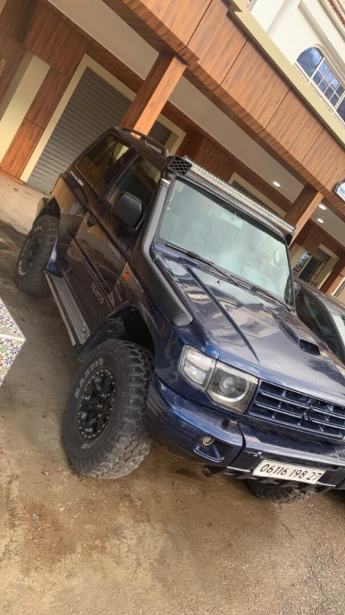 Mitsubishi Pajero Court 1998 Pajero Court