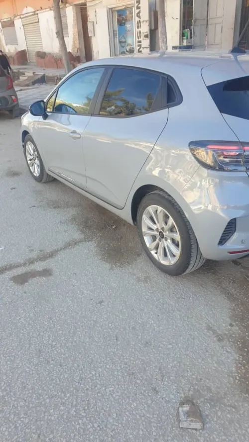 Renault Clio 5  2025 