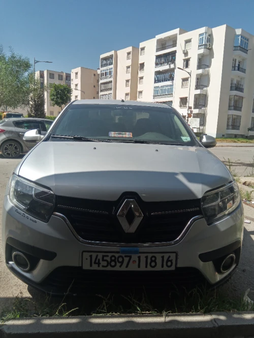 Renault symbole 2018 symbole