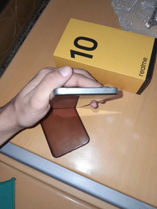 Realmi 10 