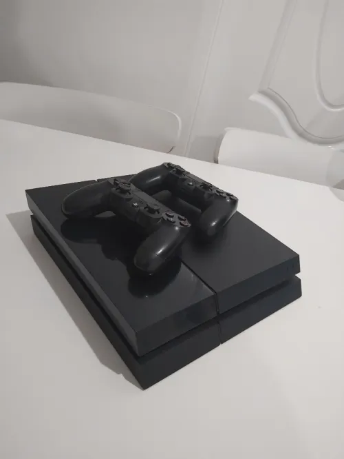 Ps 4 fat
