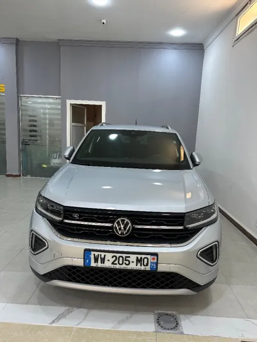 Volkswagen T-Cross 2024 R-line
