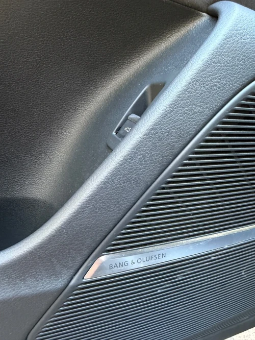 Audi SQ8 2025 