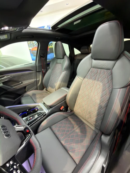 Audi Q5 2026 S-LINE