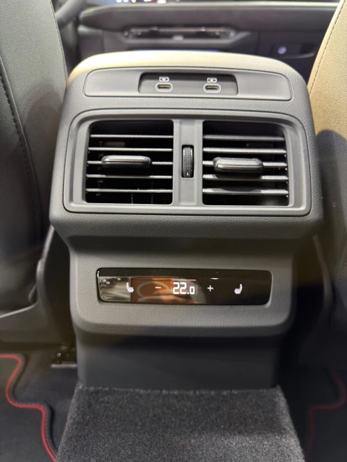 Audi Q5 2026 S-LINE