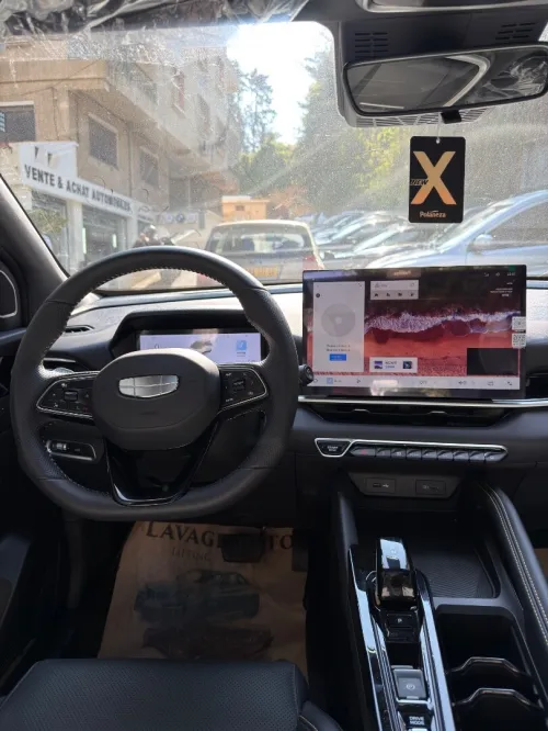 Geely Coolray 2025 