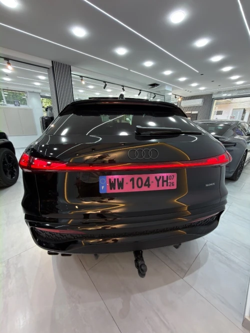 Audi Q5 2026 S-LINE
