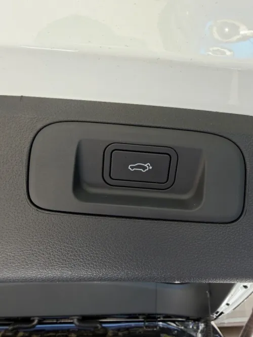 Geely Coolray 2026 