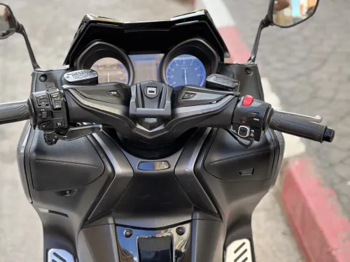 Yamaha Tmax 2019