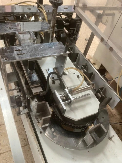 Machine de conditionnement