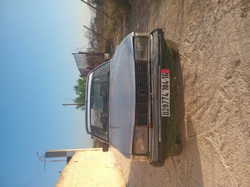 Peugeot 305 1984 305
