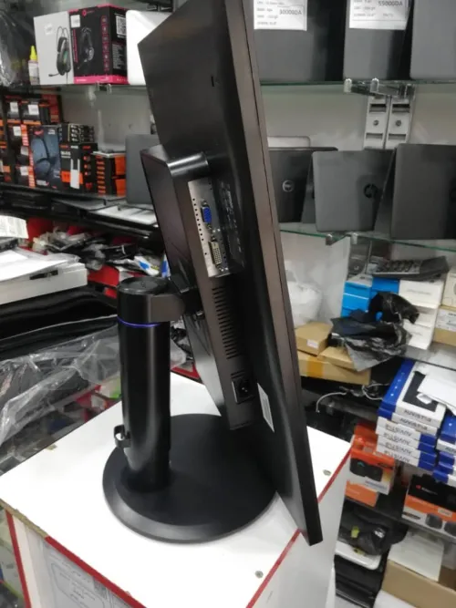 Monitor  PHILIPS 241S  Écran 24 Pouces  /  Monitor HP Compaq LA2405X  Écran 24 Pouces