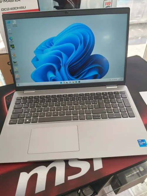 DELL PRECISION 3561